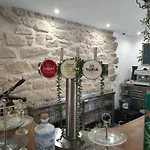 Casa Don Pelayo Boutique & Cafe Apartment