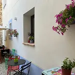 Casa Don Pelayo Boutique & Cafe Apartment *