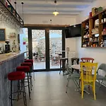 Lägenhet Casa Don Pelayo Boutique & Cafe *