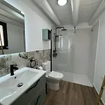 Casa Don Pelayo Boutique & Cafe Apartment