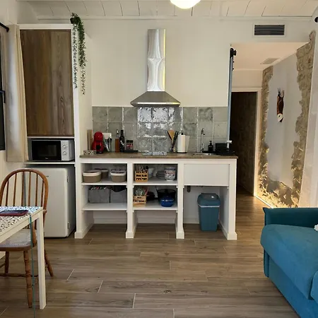 Casa Don Pelayo Boutique Apartments&café