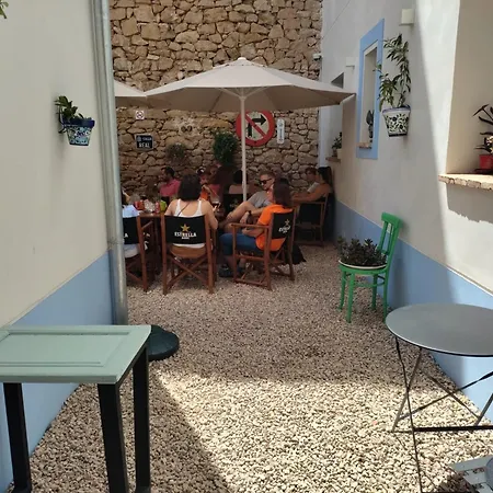 Casa Don Pelayo Boutique Apartments&café * Valderrobres