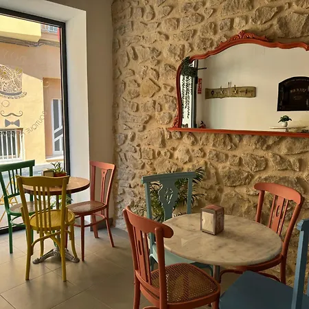 Апартаменты Casa Don Pelayo Boutique & Cafe Вальдерробрес