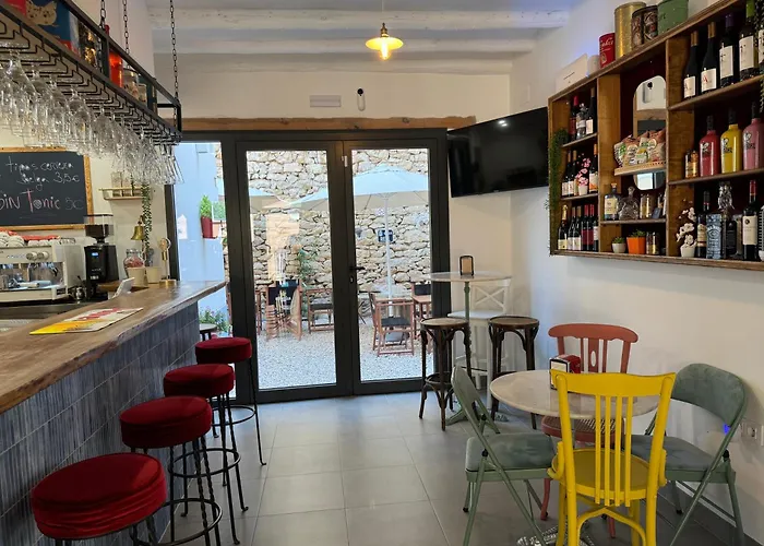 Casa Don Pelayo Boutique & Cafe *